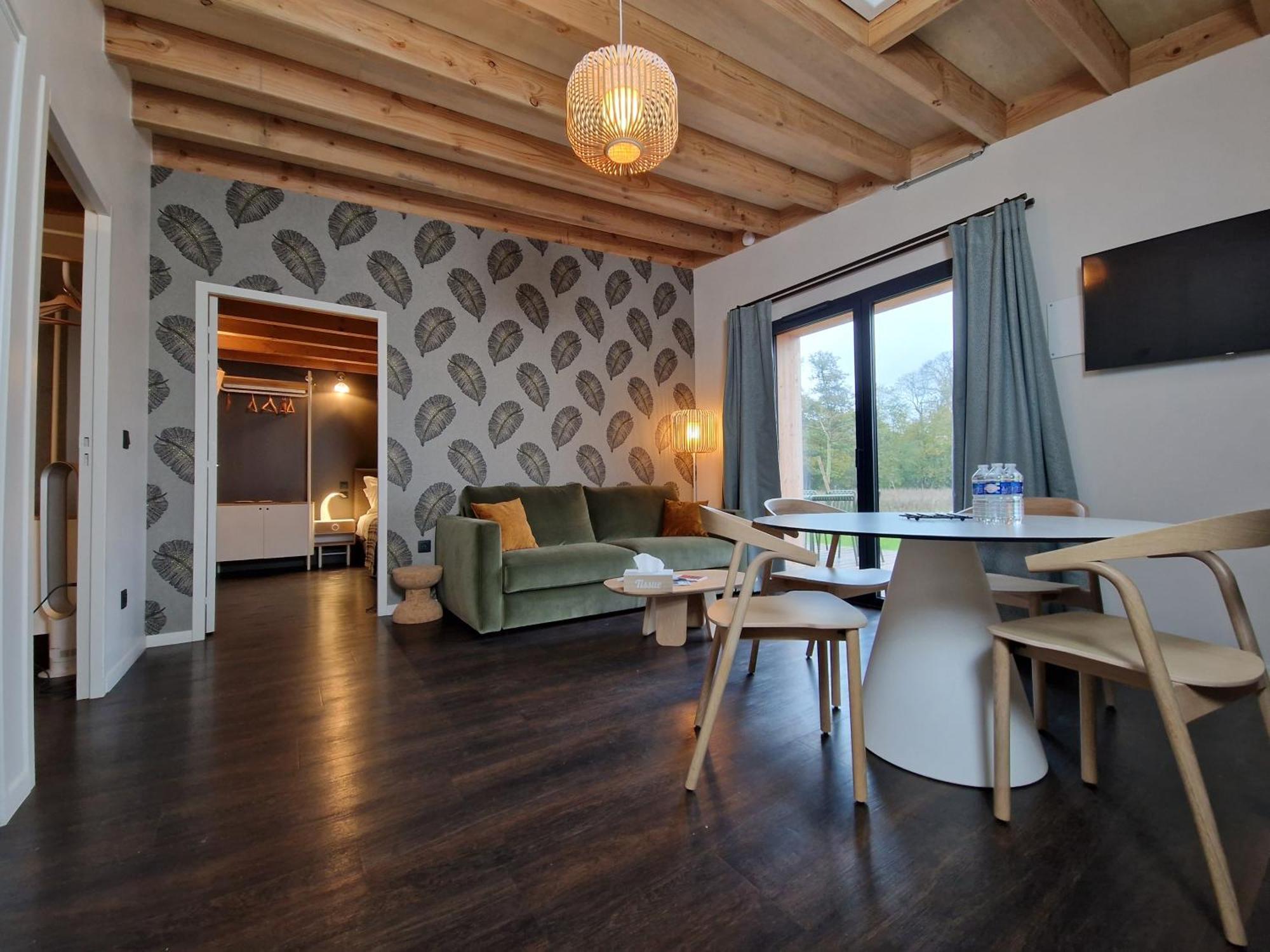Domaine De L'Epau Eco-Resort Yvré-lʼÉvêque Екстериор снимка